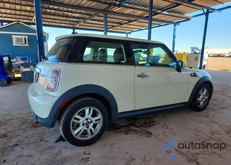 2012 Mini Cooper из США, поврежденный, VIN WMWSU3C59CT540002